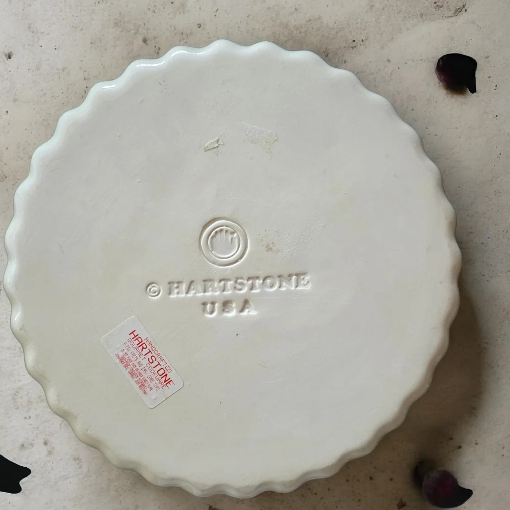 VINTAGE HARTSTONE Pottery 11